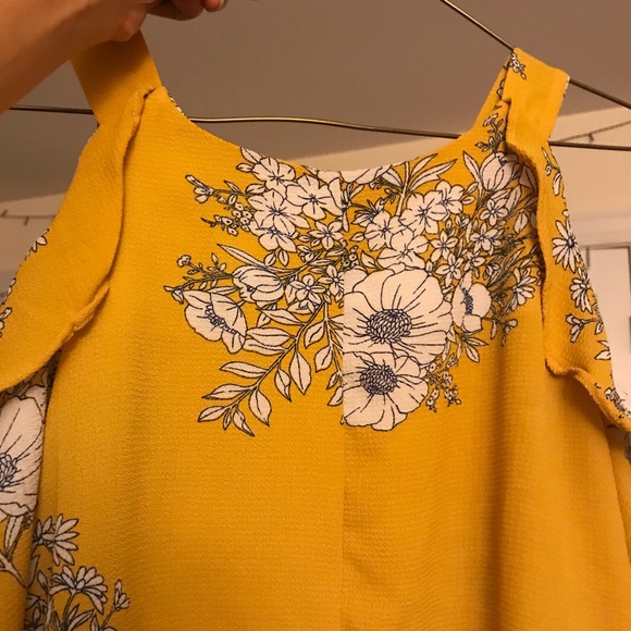 Cold Shoulder Flower Floral Dress Shirt - Picture 7 of 10